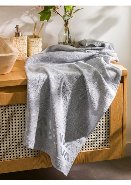 Lcw Eco Nakışlı Erkek Banyo Havlusu 70X140 cm