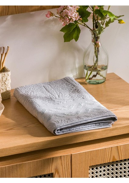 Lcw Eco Nakışlı Erkek Banyo Havlusu 70X140 cm fiyatları