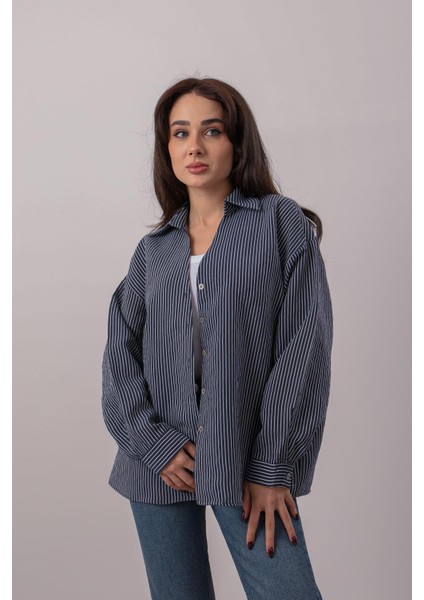 Kadın Lacivert Çizgili Oversize Gömlek fırsatları