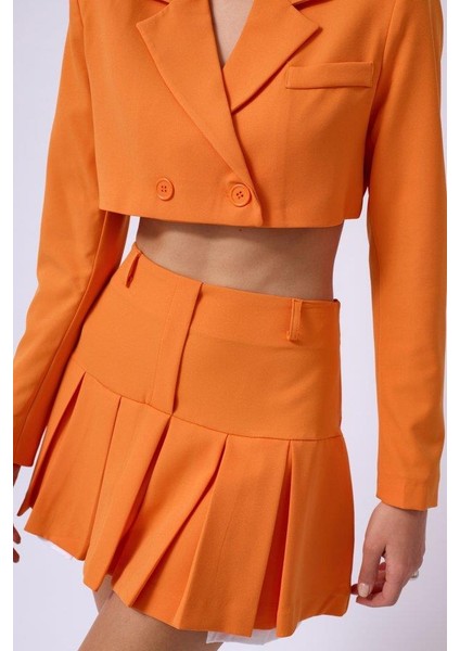 Pileli Etek Crop Ceket Takım