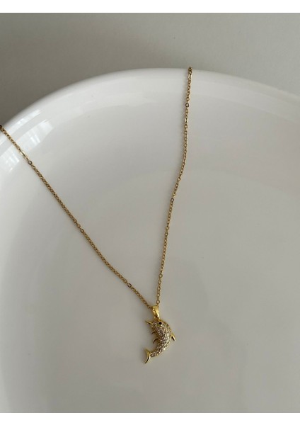 Minimal Taşlı Yunus Balığı Kolye