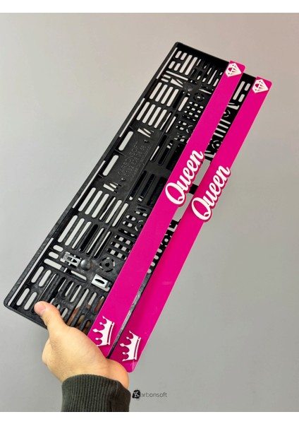 Kraliçelere Özel! "queen" Pembe Pleksi Araç Plakalığı