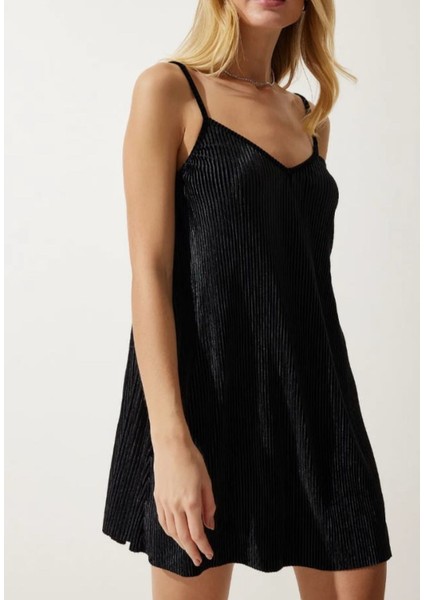 Kadın Fitilli Siyah Kadife Mini Elbise indirimleri