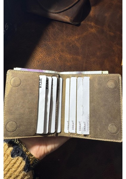 Hakiki Gerçek Deri Cüzdan Para Koyma Bölmeli Kartlık ve Mıknatıs Kapama - Unisex fiyatları