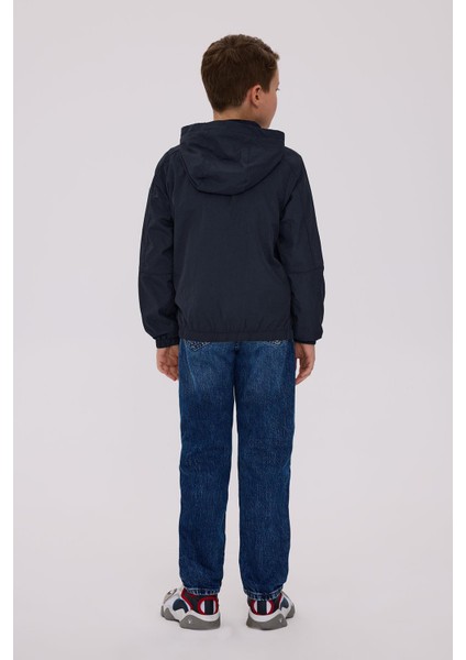 Erkek Çocuk Lacivert Yağmurluk fırsatları
