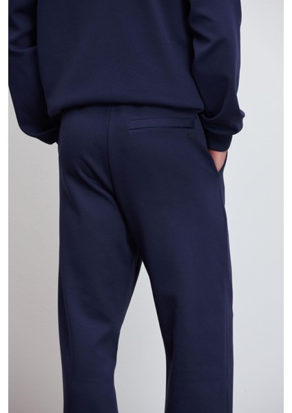 Geniş Paça Teknik Jogger fırsatları