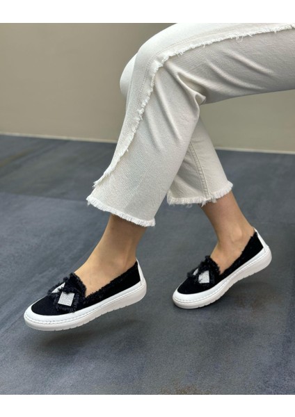 Siyah Renk Taşlı Düz Taban Kadın Kot Sneakers modelleri