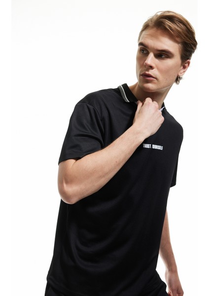 Polo Yaka Regular Fit Kısa Kollu Baskılı Spor Tişört