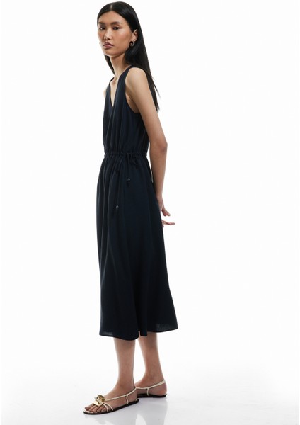 Viskon Keten Karışımlı Cepli Kolsuz V Yaka Midi Boy Elbise fiyatları