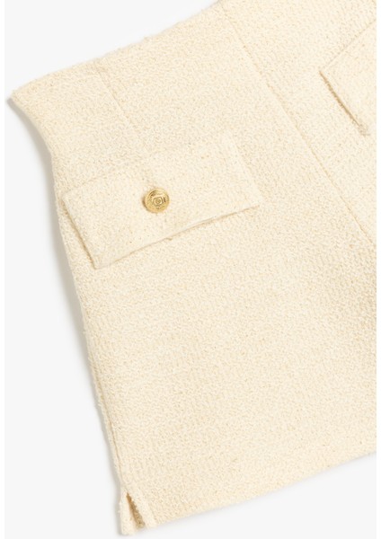 Pamuklu Düğme Detaylı Yırtmaçlı Tüvit Şort modelleri