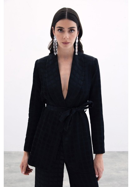 Kare Desenli Kuşaklı Ceket - Siyah fiyatları