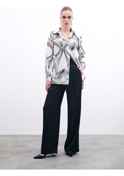 Desenli Saten Gömlek - Siyah fırsatları