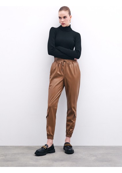 Bel Lastikli Deri Jogger Pantolon - Bej modelleri