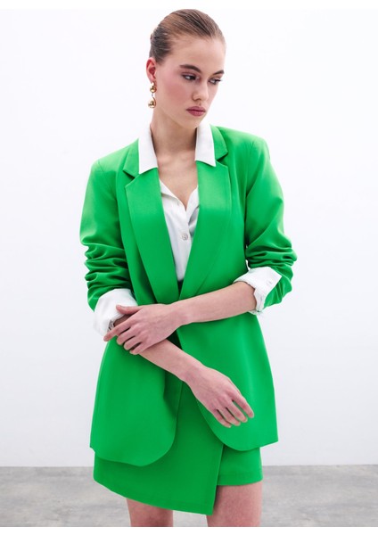 Klasik Yaka Uzun Ceket - Açık Yeşil modelleri