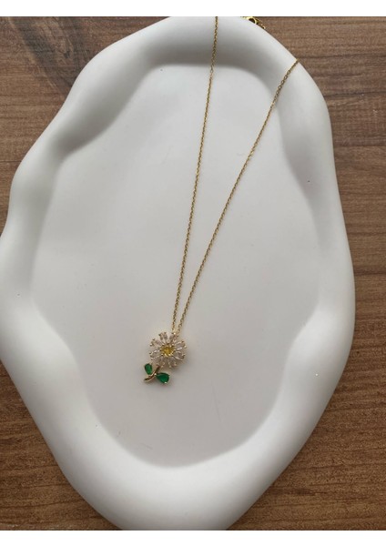 Gold Kaplama Beyaz Zirkon Taşlı Kır Çiçeği Kolye 14 K Kaplama