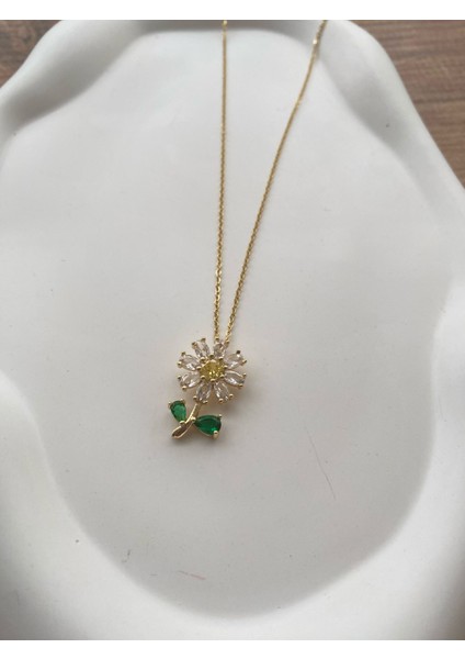 Gold Kaplama Beyaz Zirkon Taşlı Kır Çiçeği Kolye 14 K Kaplama