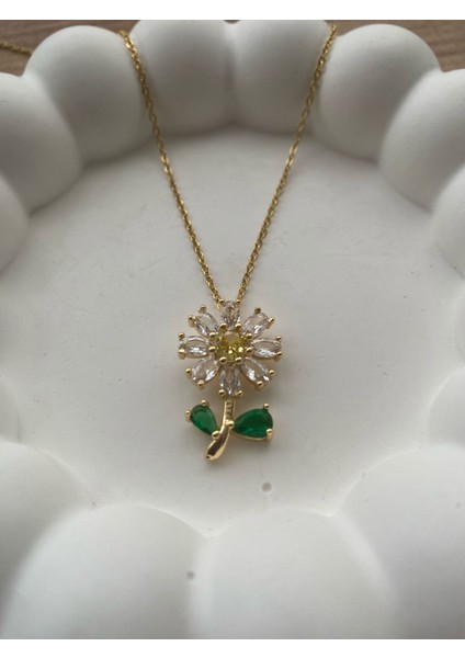 Gold Kaplama Beyaz Zirkon Taşlı Kır Çiçeği Kolye 14 K Kaplama