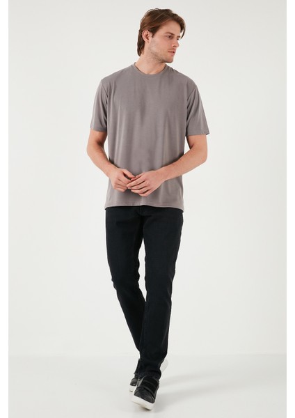 Regular Fit Bisiklet Yaka Basic T Shirt Erkek T Shirt 5902924 modelleri