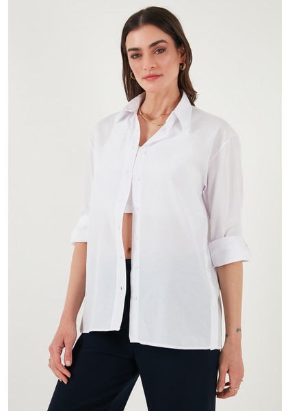 Pamuklu Regular Fit Iliklenebilen Yırtmaç Detaylı Gömlek Bayan Gömlek 6772920 indirimleri