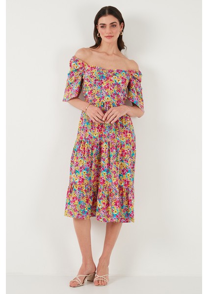 Desenli Oversize Fit Carmen Yaka Büzgü Detaylı Midi Boy Elbise Bayan Elbise 67810557 fırsatları