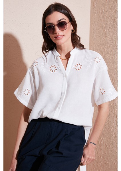 Standart Fit Hakim Yaka Fisto Nakışlı Gömlek Bayan Gömlek 6113876