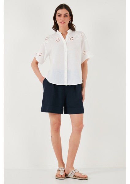 Standart Fit Hakim Yaka Fisto Nakışlı Gömlek Bayan Gömlek 6113876 modelleri