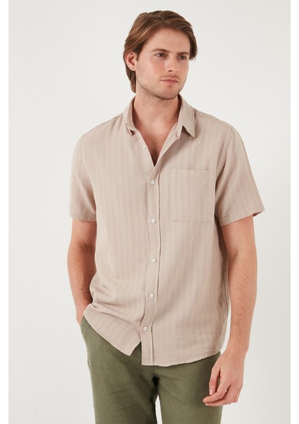 Pamuklu Regular Fit Tek Cepli Kısa Kol Gömlek Erkek Gömlek CF25S128230