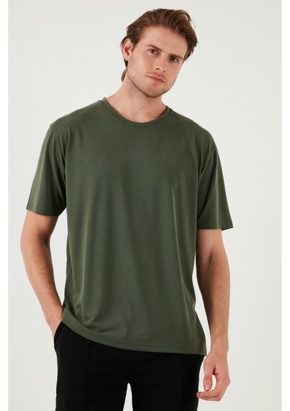 Regular Fit Bisiklet Yaka Basic T Shirt Erkek T Shirt 5902924 fiyatları