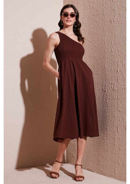 Regular Fit Tek Omuz Belden Açılan Gipeli Midi Boy Elbise Bayan Elbise 67810248
