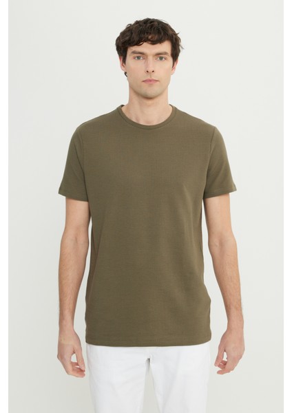 Pamuklu Slim Fit Dar Kesim Bisiklet Yaka Esnek Tişört