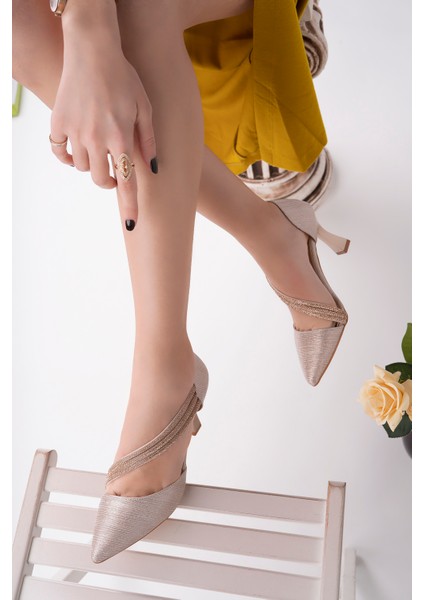 BA04412 Altın Simli Kadın Üç Taşlı Yanı Açık 8 cm Topuklu Ayakkabı - 37