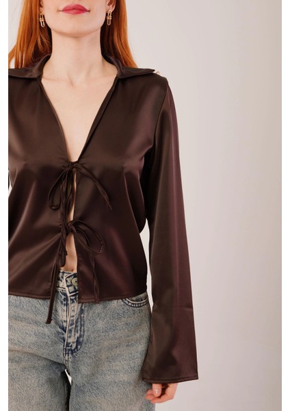 Önden Bağlama Detaylı Saten Kahverengi Bluz modelleri