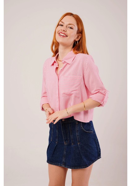 Tek Cep Çizgili Pembe Kısa Gömlek