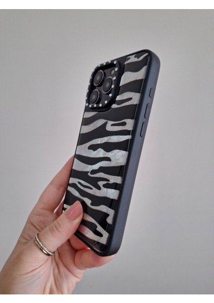 iPhone 16 Pro Max Uyumlu Leopar Desenli Taşlı Kamera Çıkıntılı Kaliteli Lüks Kılıf fırsatları