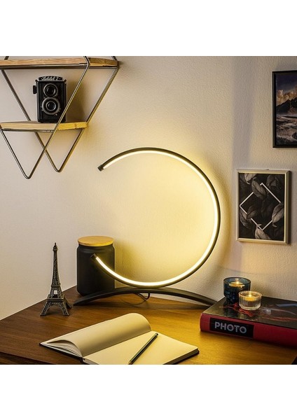 Moon Led'li Masa Lambası