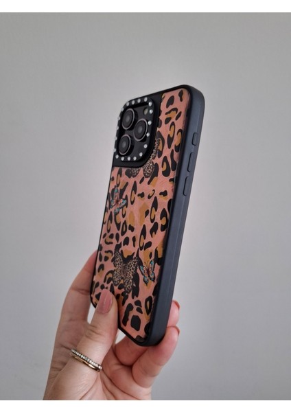 iPhone 15 Pro Max Uyumlu Leopar Desenli Taşlı Kamera Çıkıntılı Kaliteli Lüks Kılıf modelleri