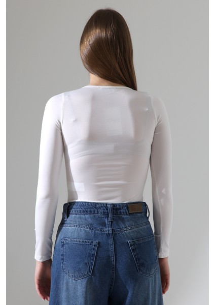 Bisiklet Yaka Uzun Kollu Altı Külotlu ve Çıt Çıtlı Kadın Atlet T-Shirt 21941 Ekru