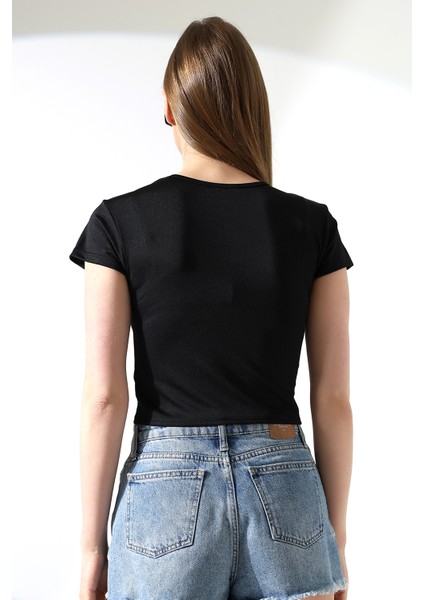 Soft Touch Bisiklet Yaka Kısa Kollu Crop Kesim Basic Düz Kadın T-Shirt 21974 Siyah fırsatları