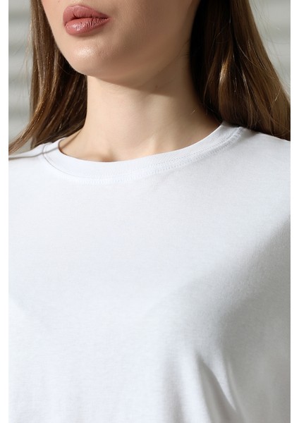 Pamuk Ribana Kumaş Bisiklet Yaka Kısa Kol Oversize Basic Düz Kadın T-Shirt 21964 Beyaz