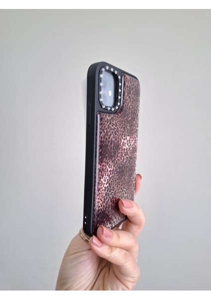 iPhone 11 Uyumlu Leopar Desenli Taşlı Kamera Çıkıntılı Kaliteli Lüks Kılıf modelleri