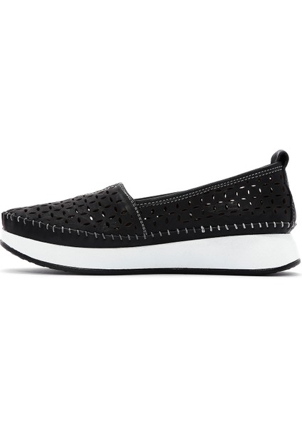 Kadın Siyah Kalın Tabanlı Deri Comfort Loafer 25SFD332418
