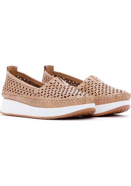 Kadın Bej Kalın Tabanlı Deri Comfort Loafer 25SFD332418