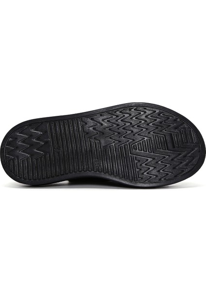 Kadın Siyah Çift Tokalı Deri Comfort Sandalet 25SFD300018