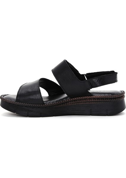 Kadın Siyah Bilekten Bantlı Deri Comfort Sandalet 25SFD320418