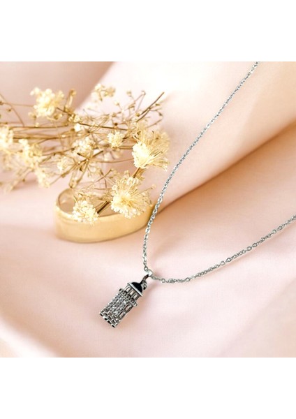 Zirkon Taşlı Kararmaz Gümüş Renk Galata Kulesi Figürlü Kolye