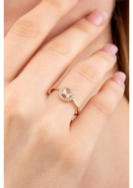 14 Ayar Altın Taşlı Beyaz Mineli Kelebek Yüzük