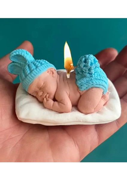 Inanılmaz Gerçekçi Ayrıntılara Sahip Yenidoğan Bebek Mum
