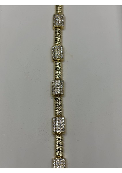 Xupıng Jewelry Altın Kaplama Kare Taşlı Bileklik – Şık ve Işıltılı
