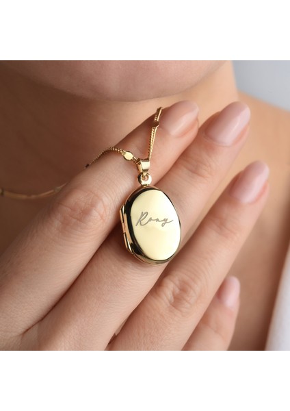 925 Ayar Altın Mikron Kaplama Oval Madolyon Kolye - CN00425
