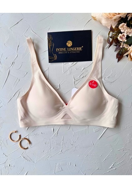 Eleanor Önü ve Yanı Dantel Detaylı Dikişsiz Lazer Kesim Ince Askılı V Yaka Hafif Destekli Sütyen modelleri